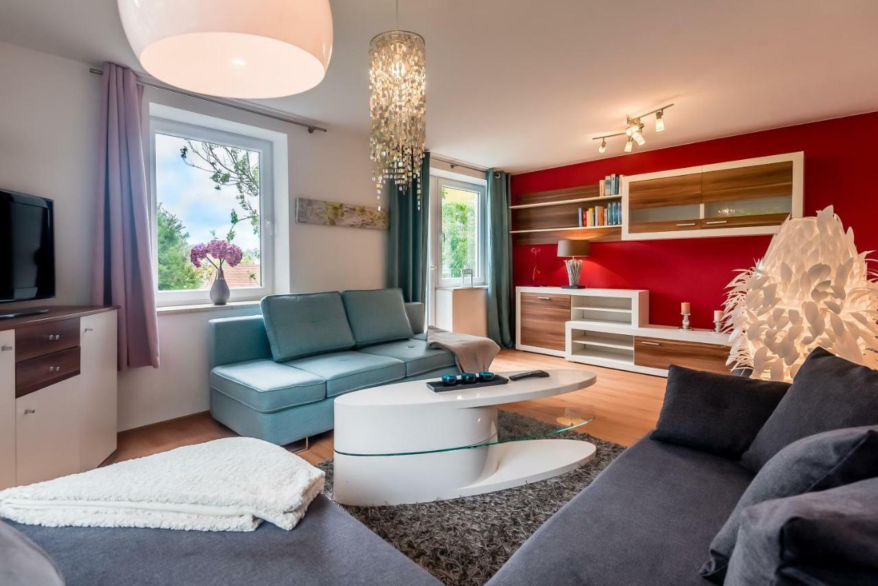 Apartmenthaus Am Erlbach Buch am Erlbach Luaran gambar